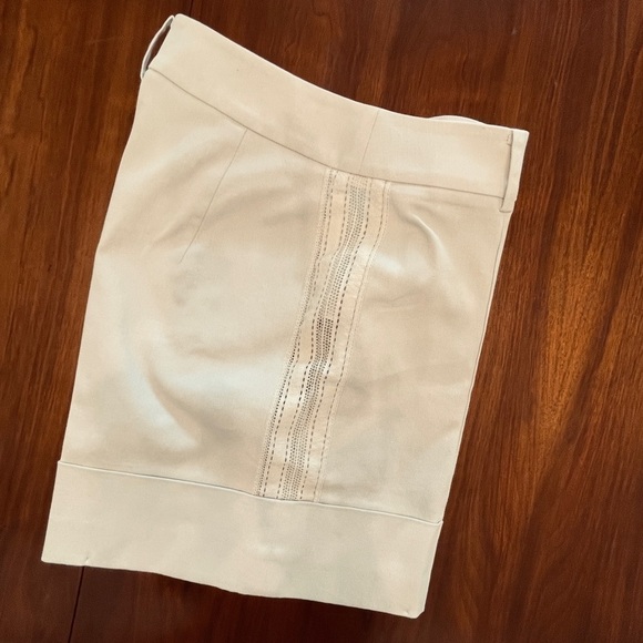 GOEN J FLARED SHORTS Cream High Waist Cuffed Leg Lace Side TrimGorgeous! Size 8 - Picture 4 of 11